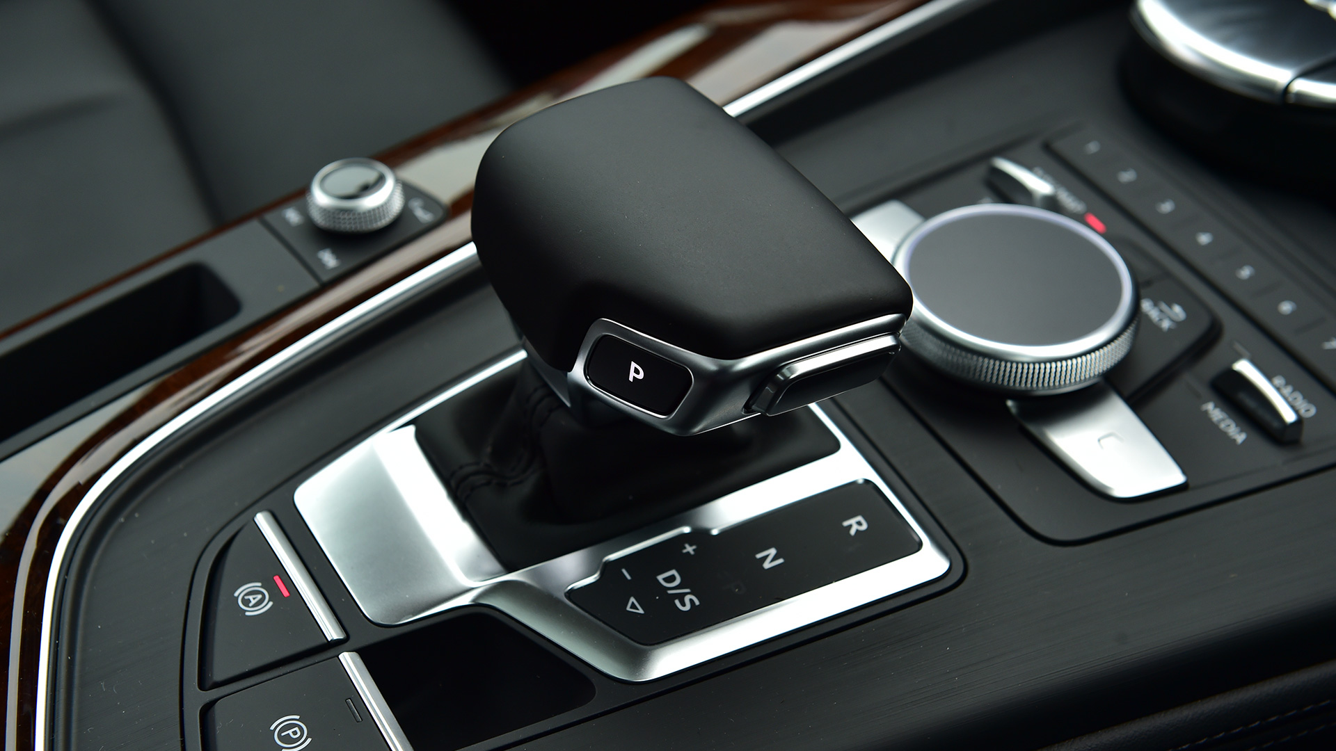 Audi A4 2016 30 TFSI Technology Interior